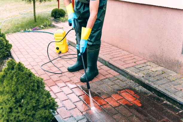 Best Deck Pressure Washing  in Traverse City, MI